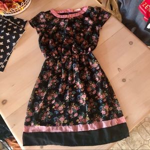 🌸2/$12🌸 Floral tea length dress
